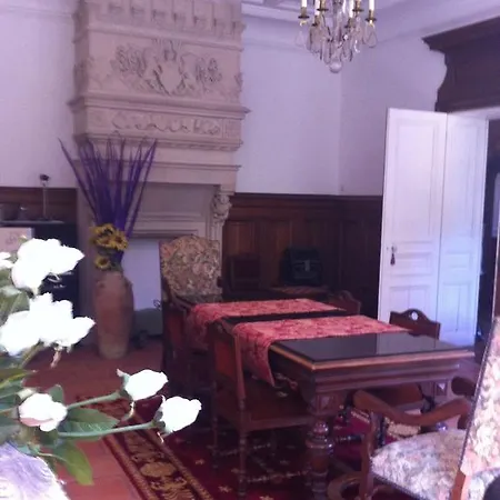 Nocleg ze śniadaniem Le Chateau De En Barrois Condé-en-Barrois