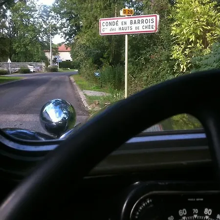 Couette-café Le Château De En Barrois 3*