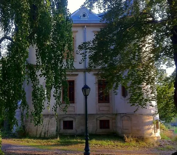Panzió Le Chateau De En Barrois 3*